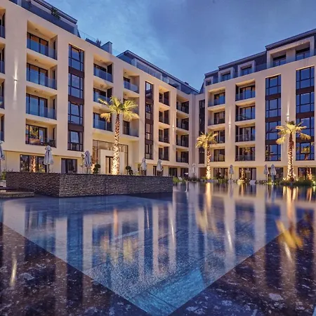 Marina Azur- 100m From The & Spa! Luxury Apartment! דירה *