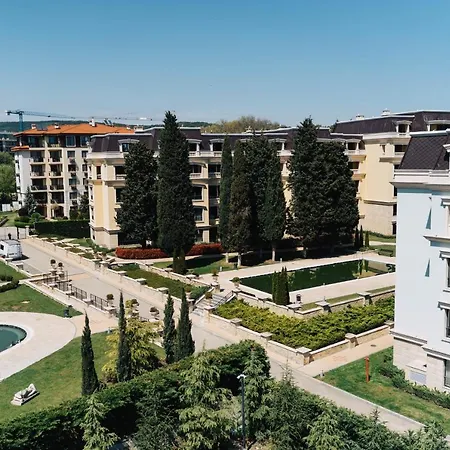 Marina Azur- 100m From The Beach! Luxury Apartment!